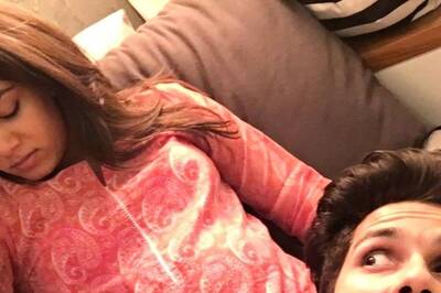 Shahid Kapoor's Goofy Face and Mira Rajput Adoring Her Baby Bump - This Throwback Pic Is Cutest of All