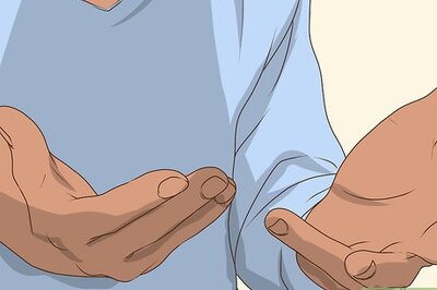 How to Use Hand Gestures Effectively