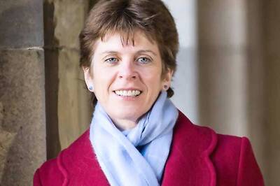 Oxford University nominates first female chief