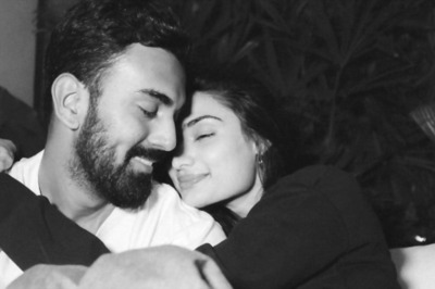 Athiya Shetty Avoids Question About Hubby KL Rahul's Performance in World Cup Match Against Aus; Watch Video