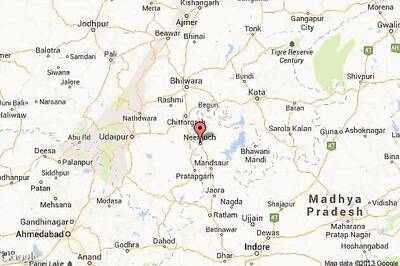 RSS gives training in making bombs, alleges Digvijaya Singh