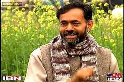 AAP removes Yogendra Yadav from chief spokesperson post, appoints a 20-member panel
