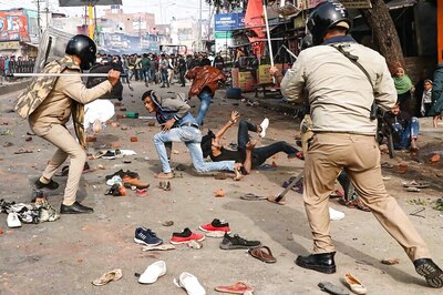 Anti-CAA Stir: Allahabad HC Asks UP Govt to File Report on 'Police Atrocities' by Feb 17