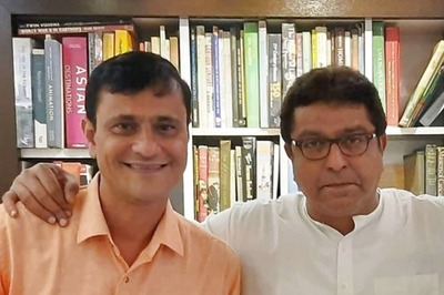 Two Held by Mumbai Police for Attack on MNS Spokesperson