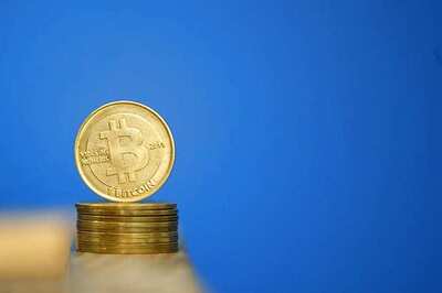Ban Private Cryptocurrencies but Keep Official Digital Currencies in Mind: Govt Panel