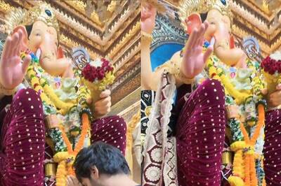 Kartik Aaryan Says ‘Modak Party Begins’ As He Visits Lalbaugcha Raja, Fans Demand Bhool Bhulaiyaa 3 Poster