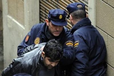 Four Indians held in Spain for suspected terror links