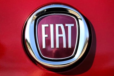 Fiat Chrysler Pledges To Halve Debts as Recovery Builds