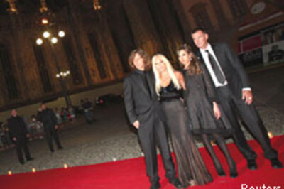 In Pics: Fashionistas remember Versace