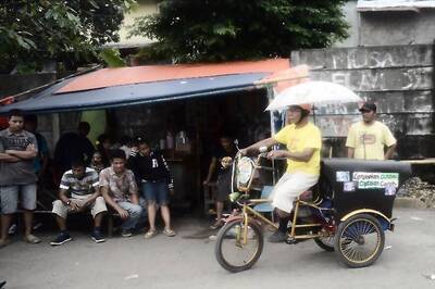How Musical Rickshaws Are Bringing Karaoke to Indonesian Homes