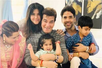 Tusshar Kapoor’s Latest Pic Gives Us Perfect Family Goals