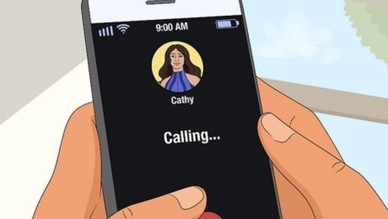 How to Invite a Girl to Hang out over the Phone Without Her Thinking You're Asking Her Out