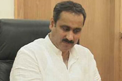 75,000 Indians commit suicide every yr