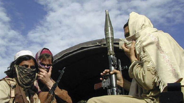 Fleeing Taliban find safe haven in Karachi