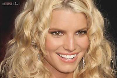 Jessica Simpson launches her own line of maternity wear