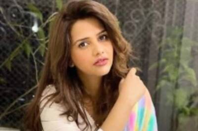 TV Star Dalljiet Kaur is in Favour of OTT Censorship