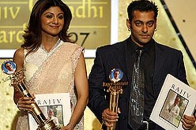 Salman Khan, Sunita Williams win Rajiv Gandhi award