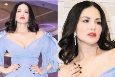 Sunny Leone Turns Up The Heat In A Plunging Neckline Gown, Fans React; See Photos