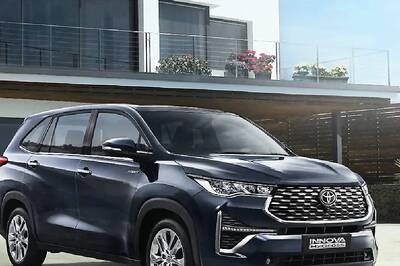 New Toyota Innova Hycross GX (O) Petrol Variant To Offer Advanced Features, Read On
