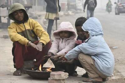 Overcast skies in Delhi, drizzle in some areas