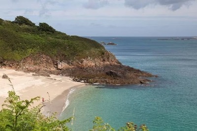 No Cars, No Phones And No Clock: This UK Island Is The Perfect Peaceful Getaway