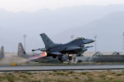 US Air Force 'Thunderbirds' F-16 Jet Crashes in Nevada, Killing Pilot