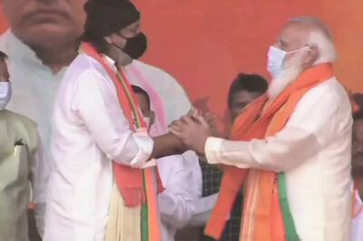 News18 Evening Digest: Mithun Chakraborty Joins BJP, PM Modi Pitches for 'Sonar Bangla' at Mega Rally in Kolkata and Other Top Stories