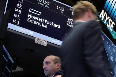 HP Enterprise's Shares Slip; Profit Forecast Disappoints Analysts