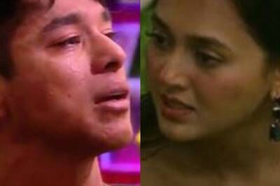 Bigg Boss 15: Tejasswi Prakash Accuses Pratik Sehajpal of Touching Her Inappropriately