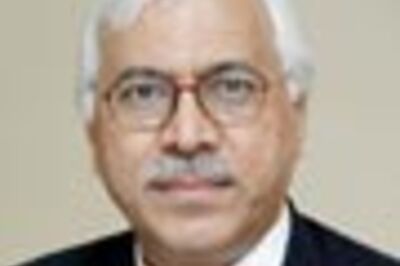 View chat with SY Quraishi on challenges before the EC