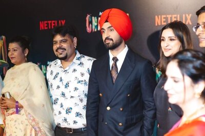 Amar Singh Chamkila's Son Jaiman Hugs Diljit Dosanjh, Takes Selfie With Him in Viral Video; Watch