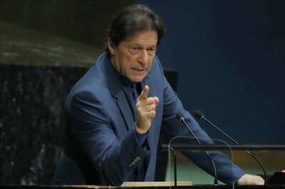 Imran Khan's Maiden Speech at UNGA Focussing on Kashmir and Nuclear War Exceeds Time Limit