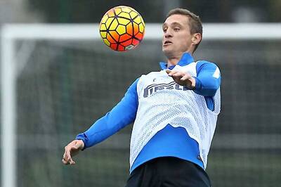 Ex-Man United skipper Vidic hangs up boots, citing a spat of injuries