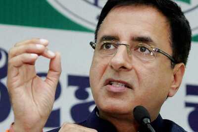 Rebel MLAs Should Give Up BJP's Hospitality if They Want Dialogue with Congress, Says Surjewala
