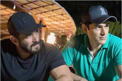 Salman Khan and Niketan Madhok's Pic from Panvel Farmhouse Leaves Fans Intrigued