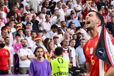 Real Sociedad President Admits Talks With Arsenal for Spanish Midfielder Mikel Merino