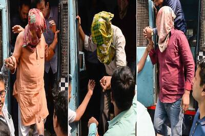 3 BJP 'Supporters' Arrested For Raising 'Goli Maro...' Slogan on way to Shah's Rally, One Granted Bail