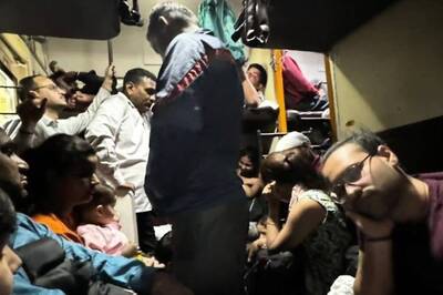 Woman Compares Chetak Express's 'Overcrowded' AC Coach to General, Railways Respond