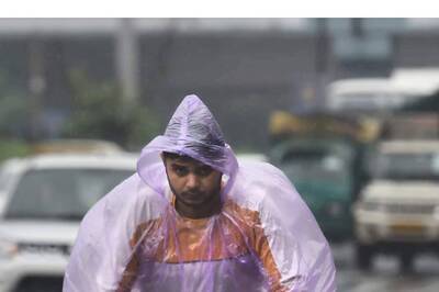 Northeast Monsoon Sets In, Light to Moderate Rain Predicted Over Southern States