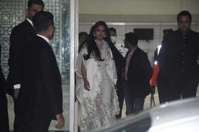 Isha Ambani, Anand Piramal Looked Amazing As They Arrived In Jaisalmer For Sid-Kiara’s Wedding