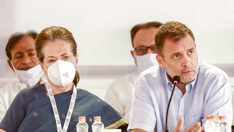 Rahul Gandhi ED Appearance Updates: Given 3-Day Relaxation, RaGa Heads to Hosp to Be With Mom Sonia