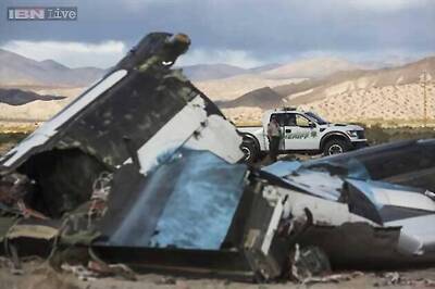 Mystery revolves around Virgin Galactic's space plane crash