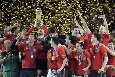 Iniesta puts Spain on top of the world