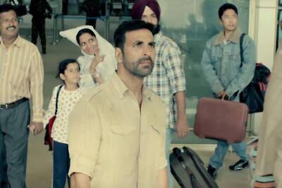 'Airlift' tweet review: Akshay Kumar's gritty performance makes it an enormously accomplished thriller