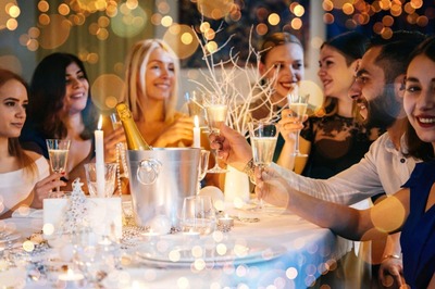 Celebrate New Year's Eve 2024 At These Hottest Spots in Mumbai