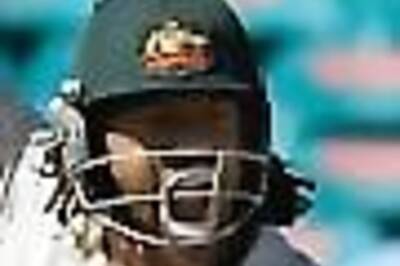 Indian 'Test': Hayden shines while Ponting struggles