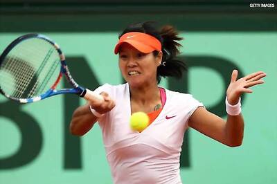 Li Na takes revenge over Petrova at China Open