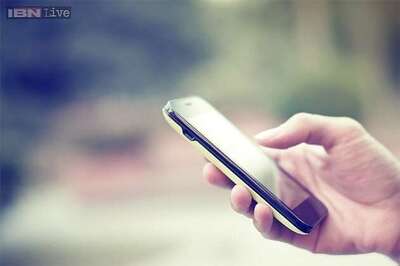 Sharp unveils a 4K smartphone display with 3840x2160 resolution at 806 ppi