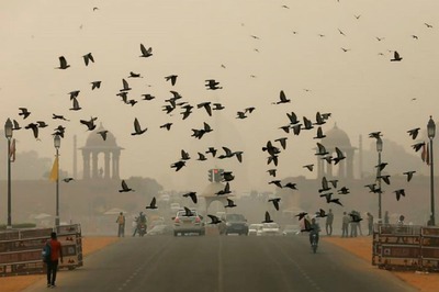 Delhi Records 'Moderate' Air Quality, May Turn 'Poor' By Monday Due to Stubble Burning in Punjab