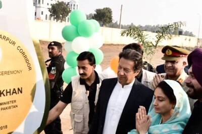 Credited by Imran for Kartarpur Corridor, Sidhu Not Part of Team Channi's Pak Gurdwara Visit